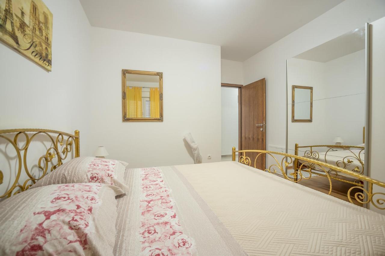 Apartments Sandrina فرسي المظهر الخارجي الصورة