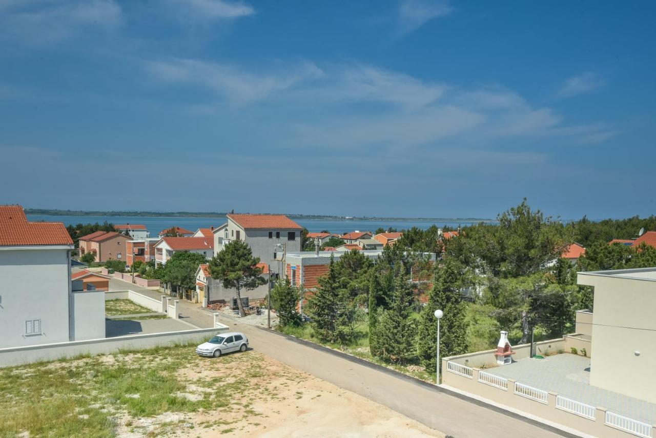 Apartments Sandrina فرسي المظهر الخارجي الصورة