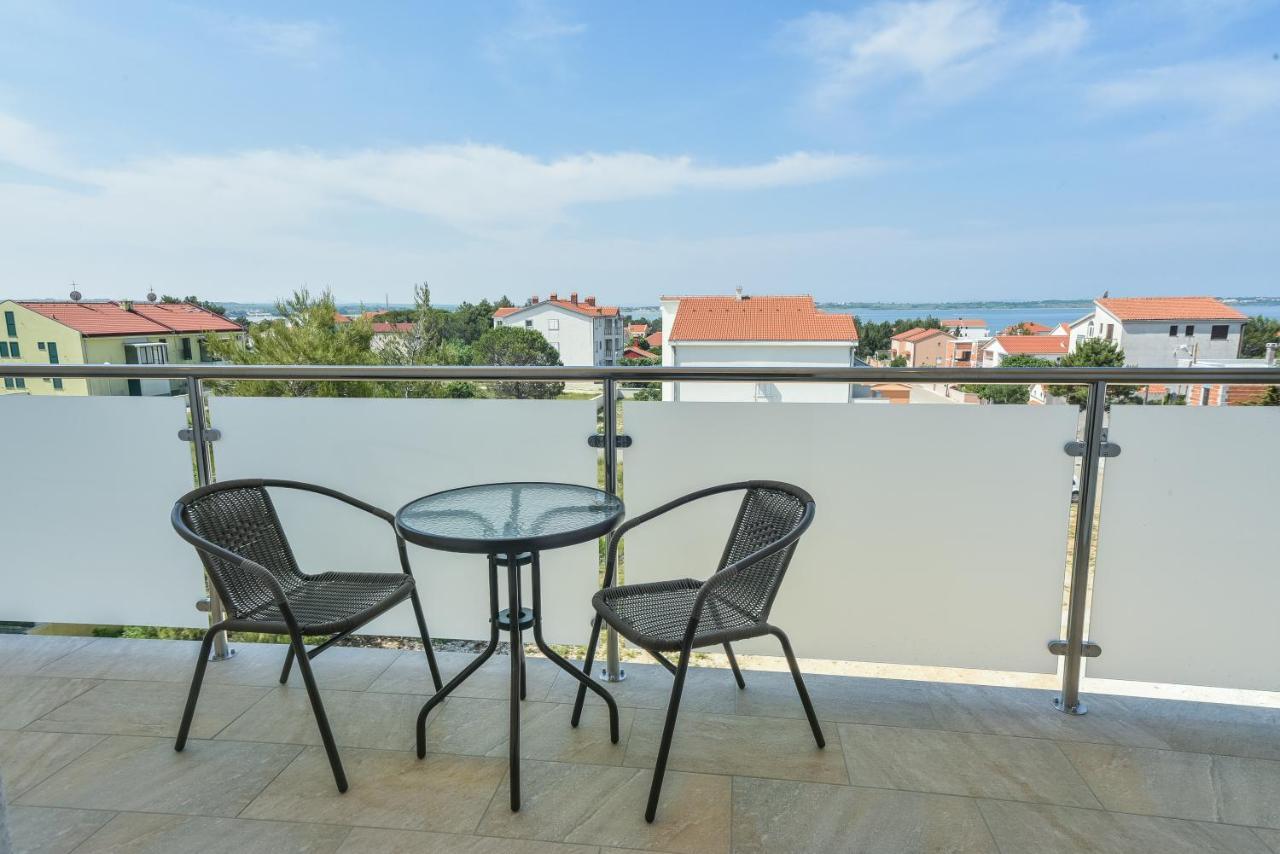 Apartments Sandrina فرسي المظهر الخارجي الصورة